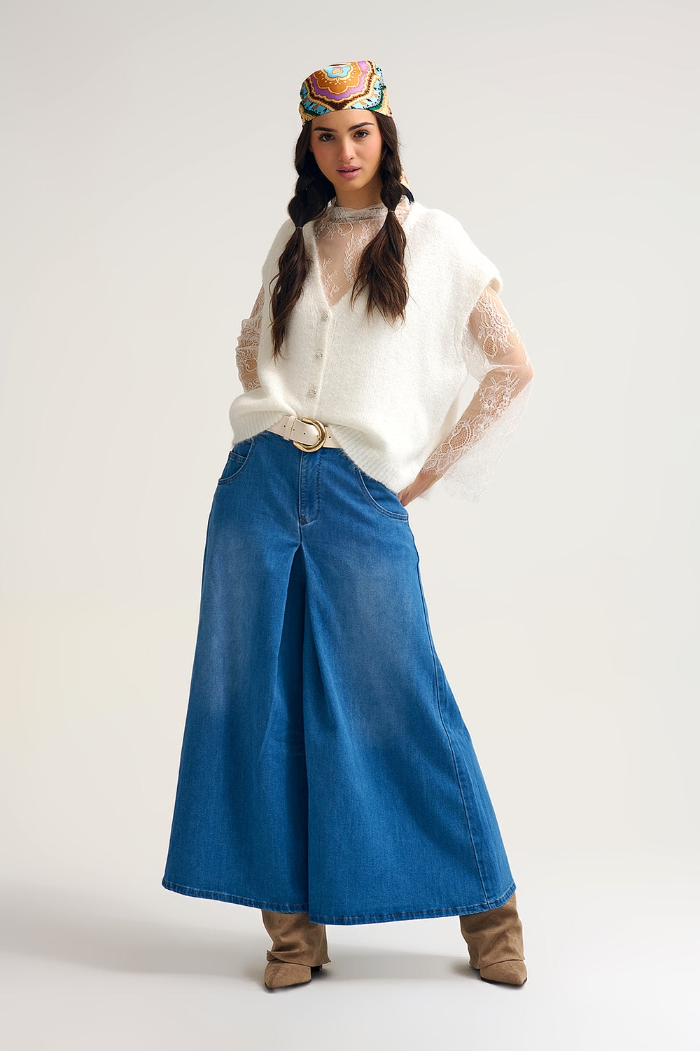 Jupe pantalon en denim à jambe extra-large avec plis sur le devant