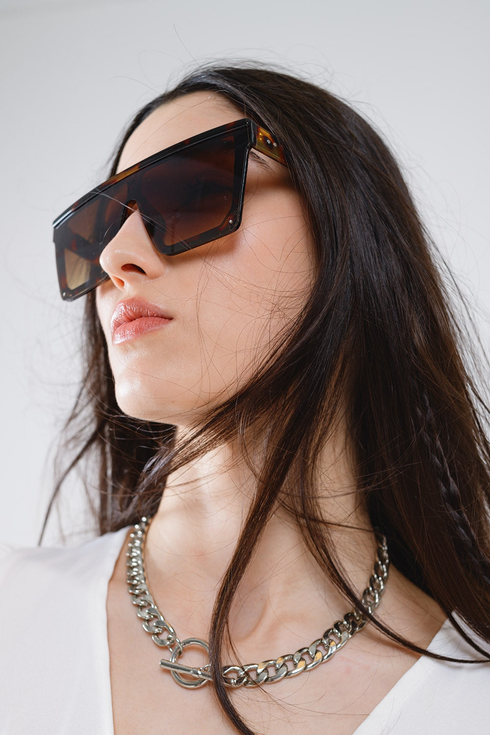 Lunettes de soleil 70's oversized squarouge en marron