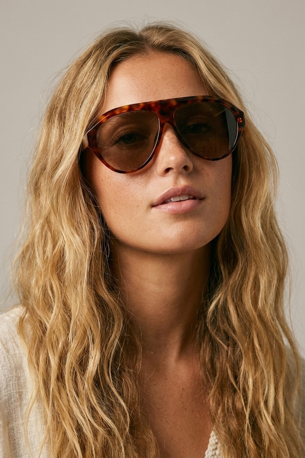 Lunettes de soleil aviateur rétro écaille de tortue avec verres marron