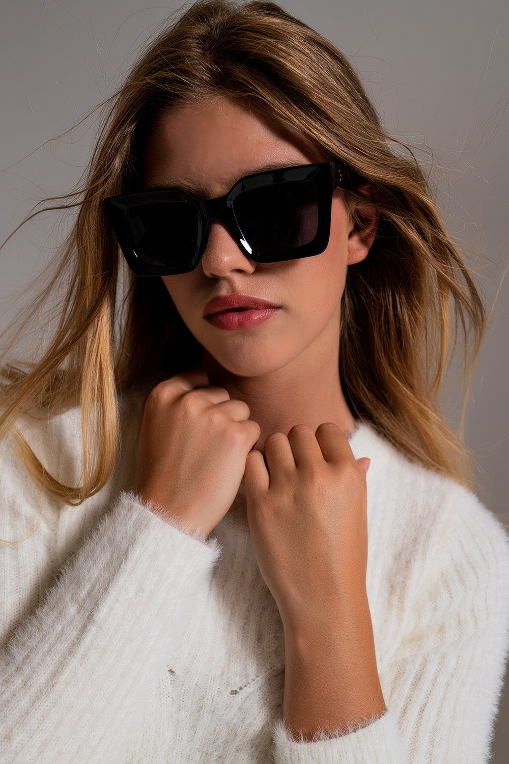 Lunettes de soleil carrées des années 90 en noir