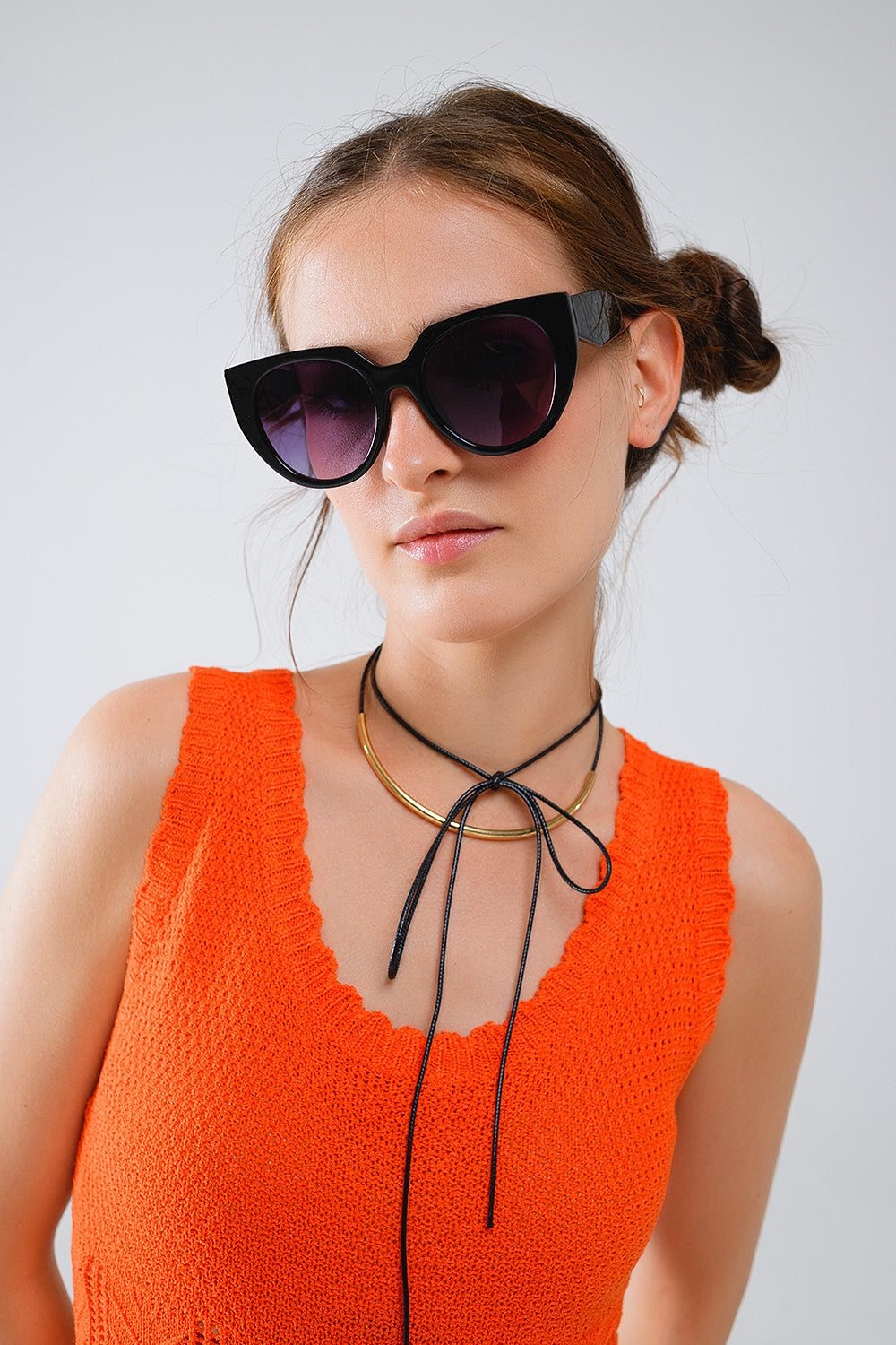 Lunettes de soleil oversize avec monture large en forme de chat en noir