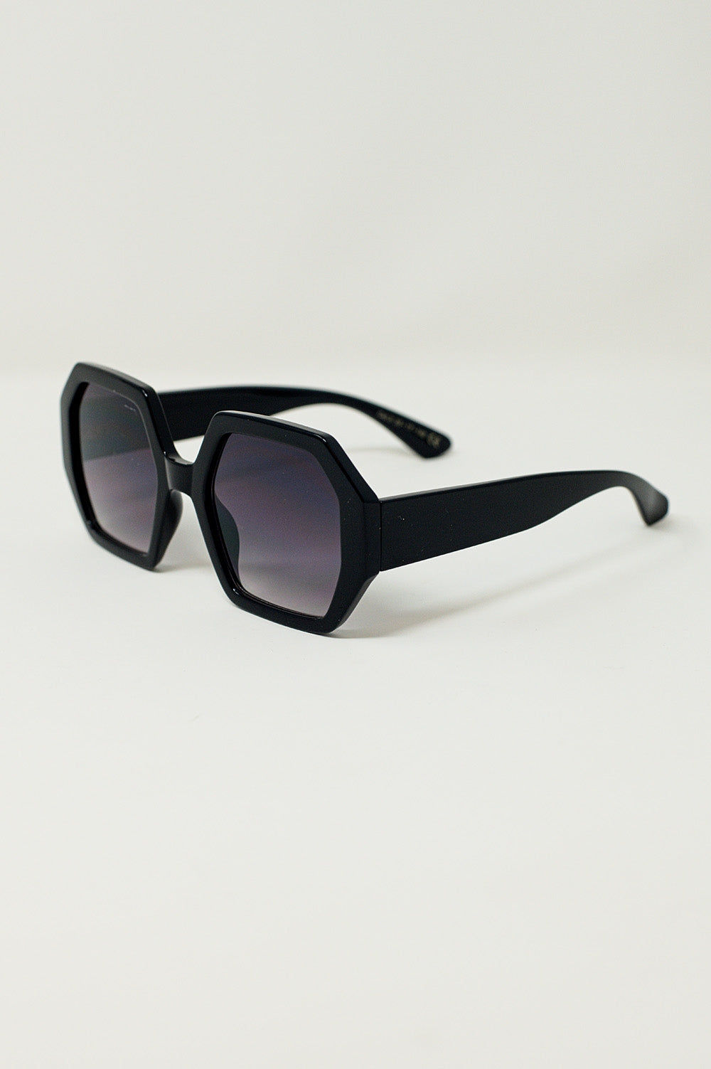 Q2 Lunettes de soleil oversize hexagonales en écaille vintage noir