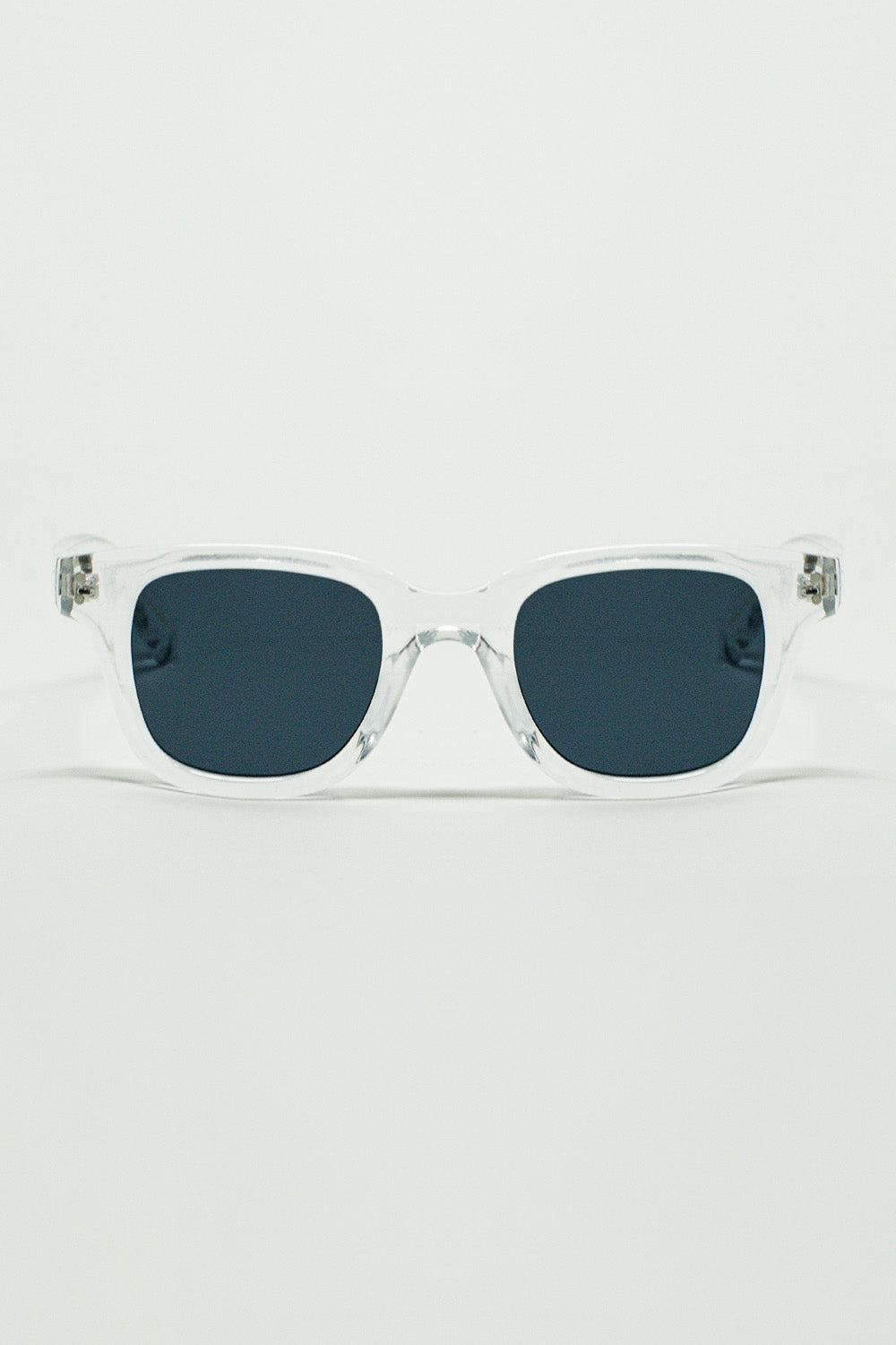 Q2 Lunettes de soleil rétro rondes avec verre noir fumé et monture transparente