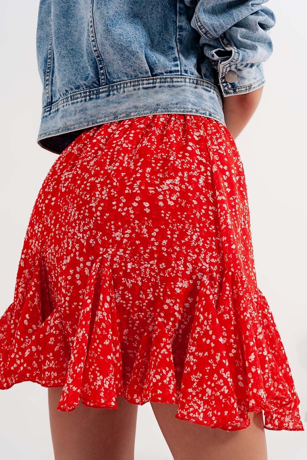 Mini-jupe fluide à imprimé floral rouge