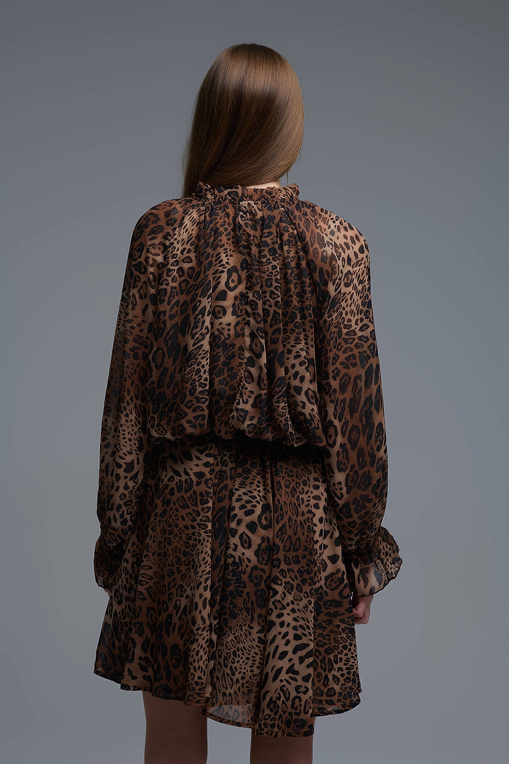 Mini robe en mousseline imprimée léopard avec volants