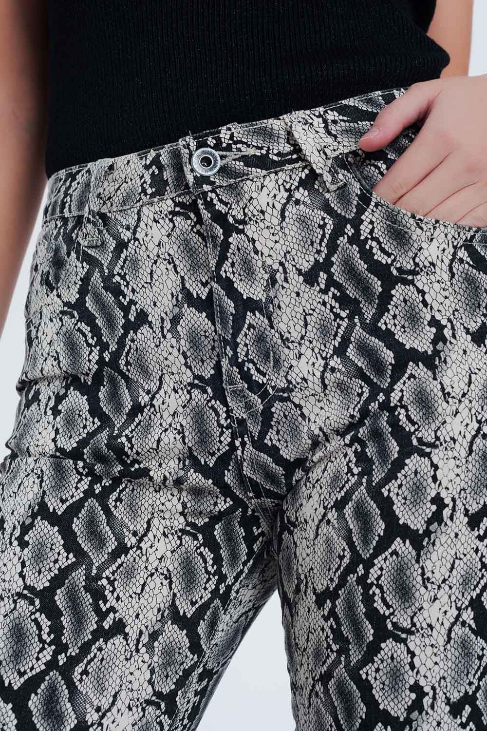 Pantalon à imprimé serpent