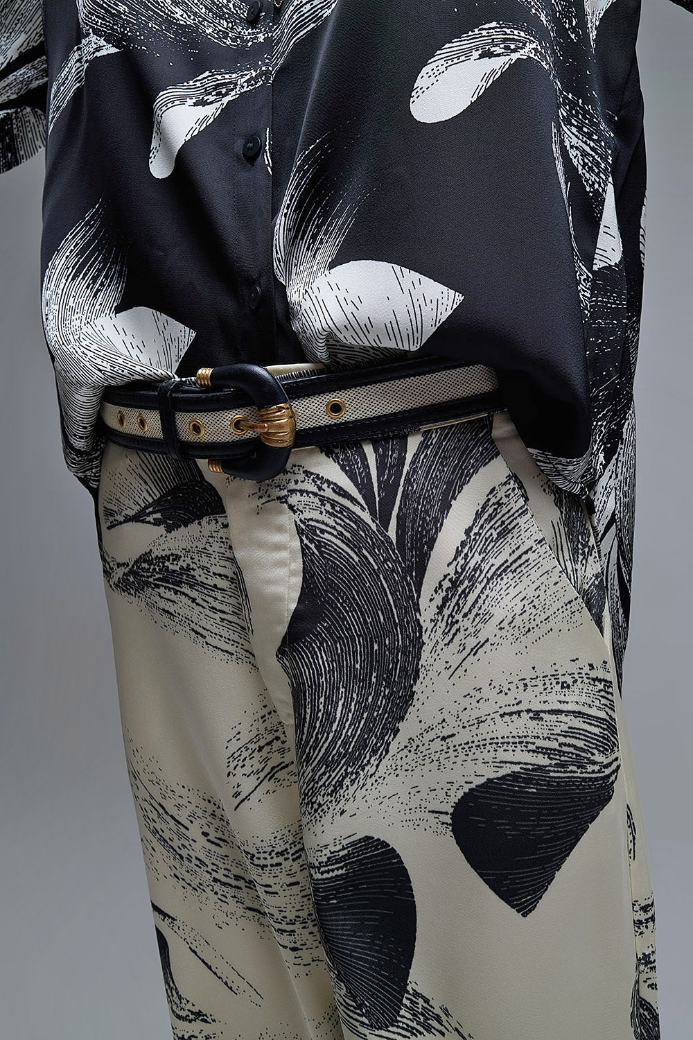 Pantalon à jambe large élégant imprimé crème