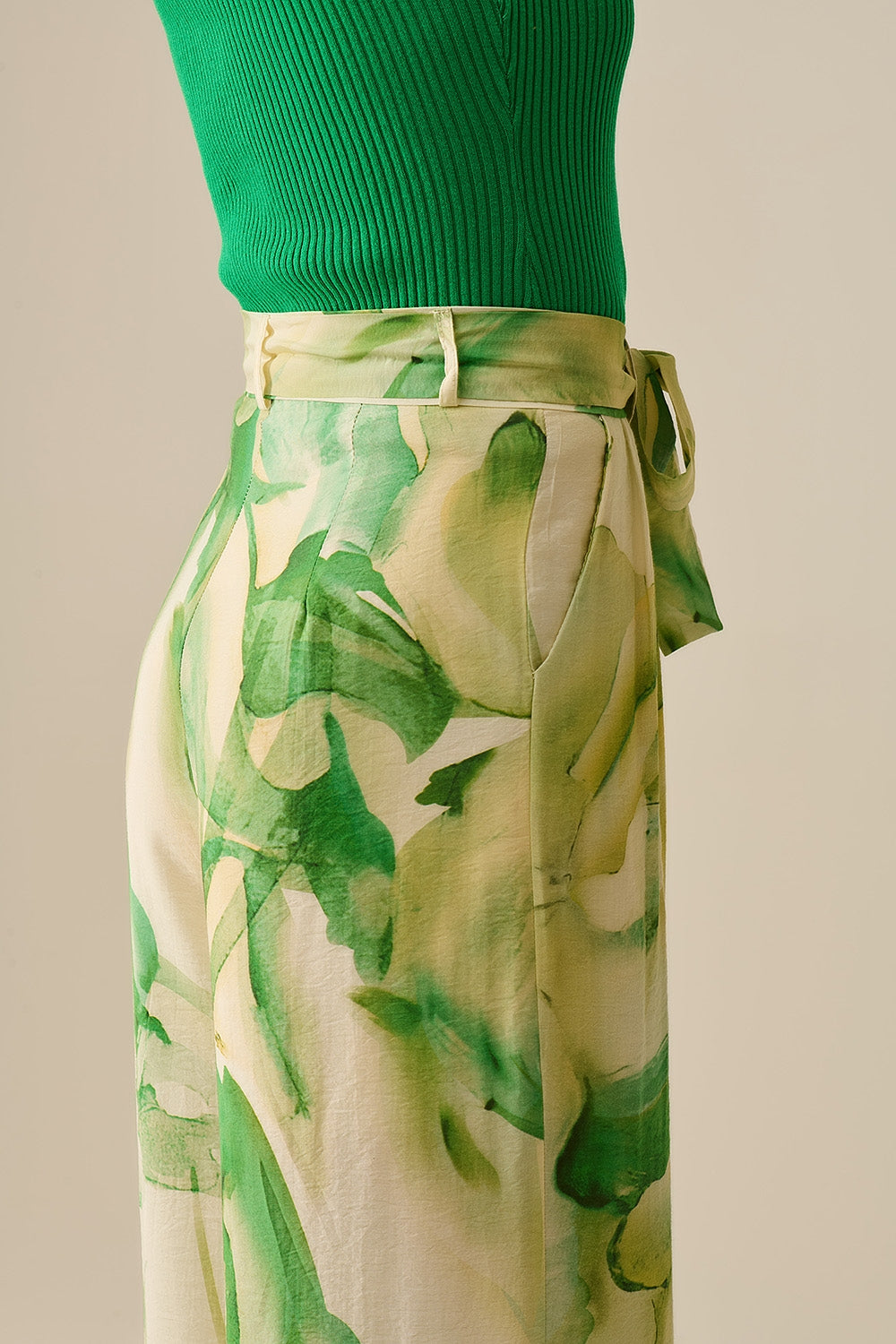 Pantalon à jambes larges avec imprimé aquarelle vert