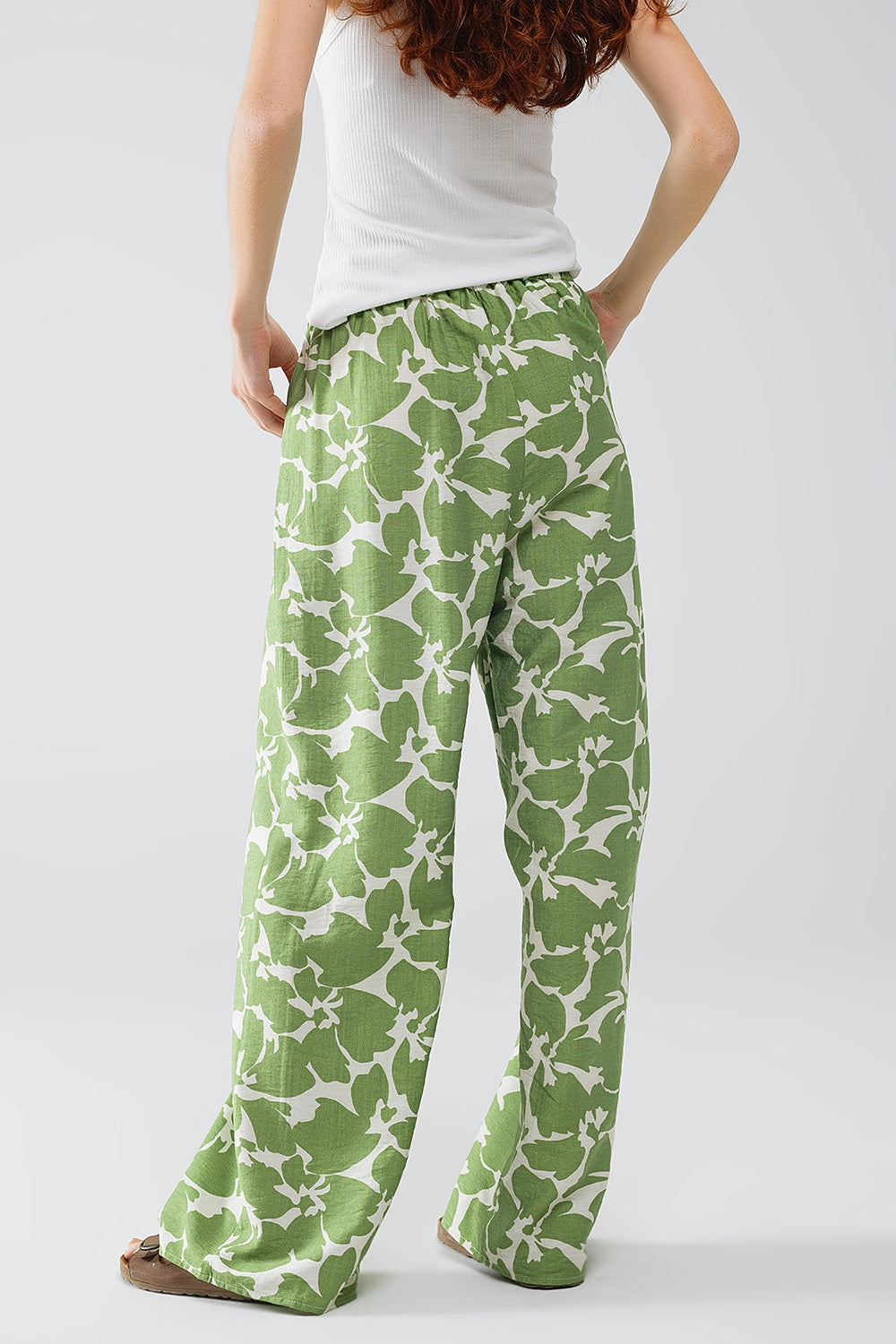 Pantalon à taille élastiquée avec imprimé floral vert