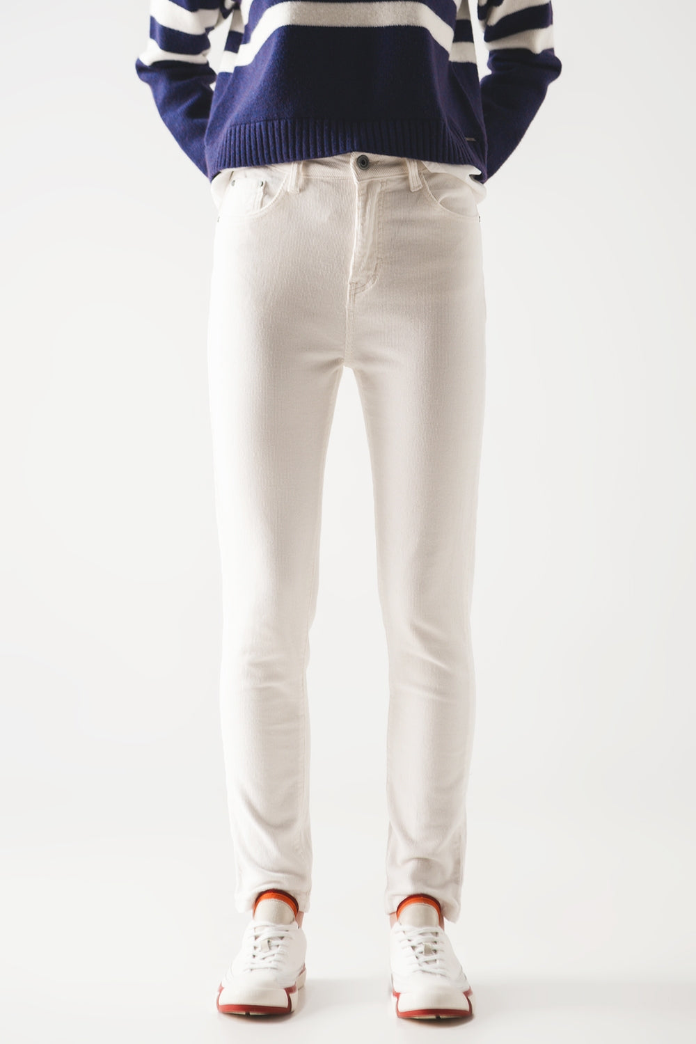 Q2 Pantalon ajusté en velours de coton côtelé blanc