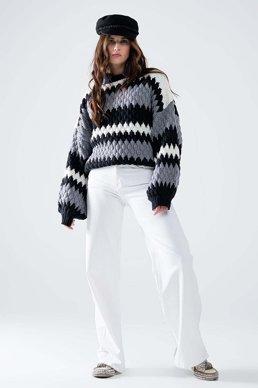 Pantalon blanc à jambe large et à taille haute