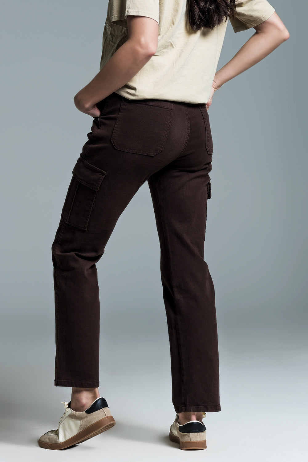 Pantalon cargo décontracté en brun foncé