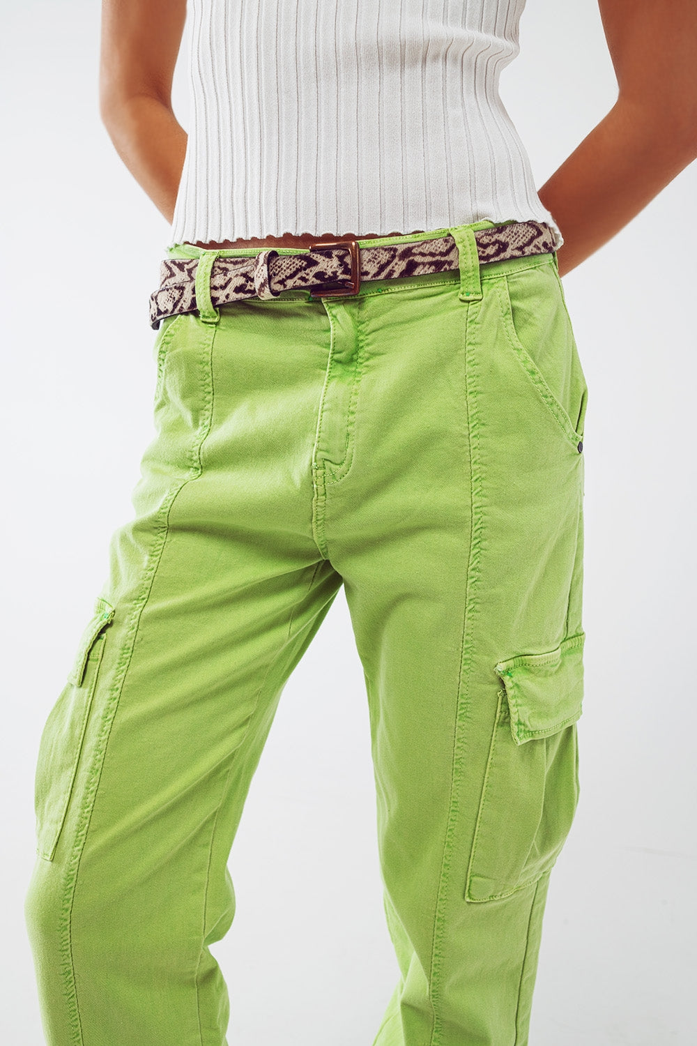 Pantalon cargo vert menthe avec taille et ourlet élastiques