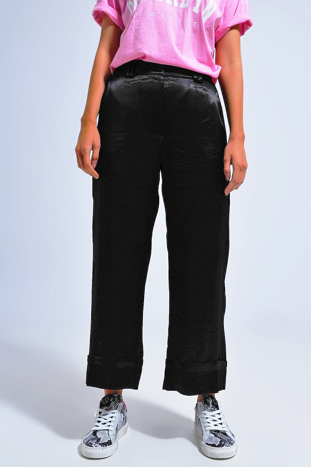 Pantalon de tailleur large en satin noir