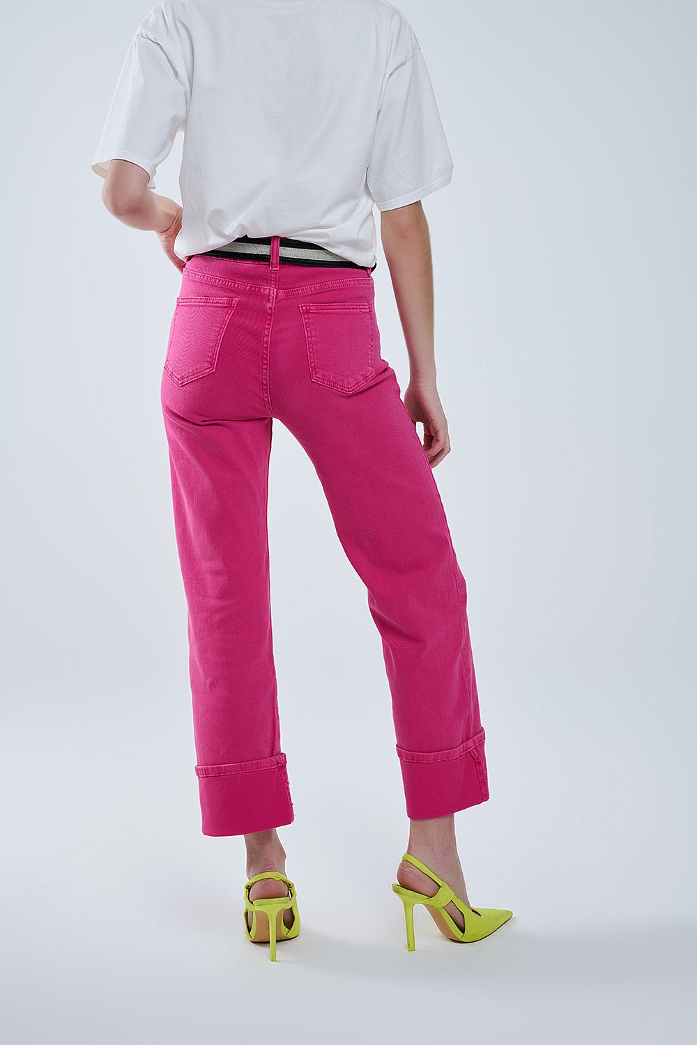 Pantalon droit à ourlet court en magenta