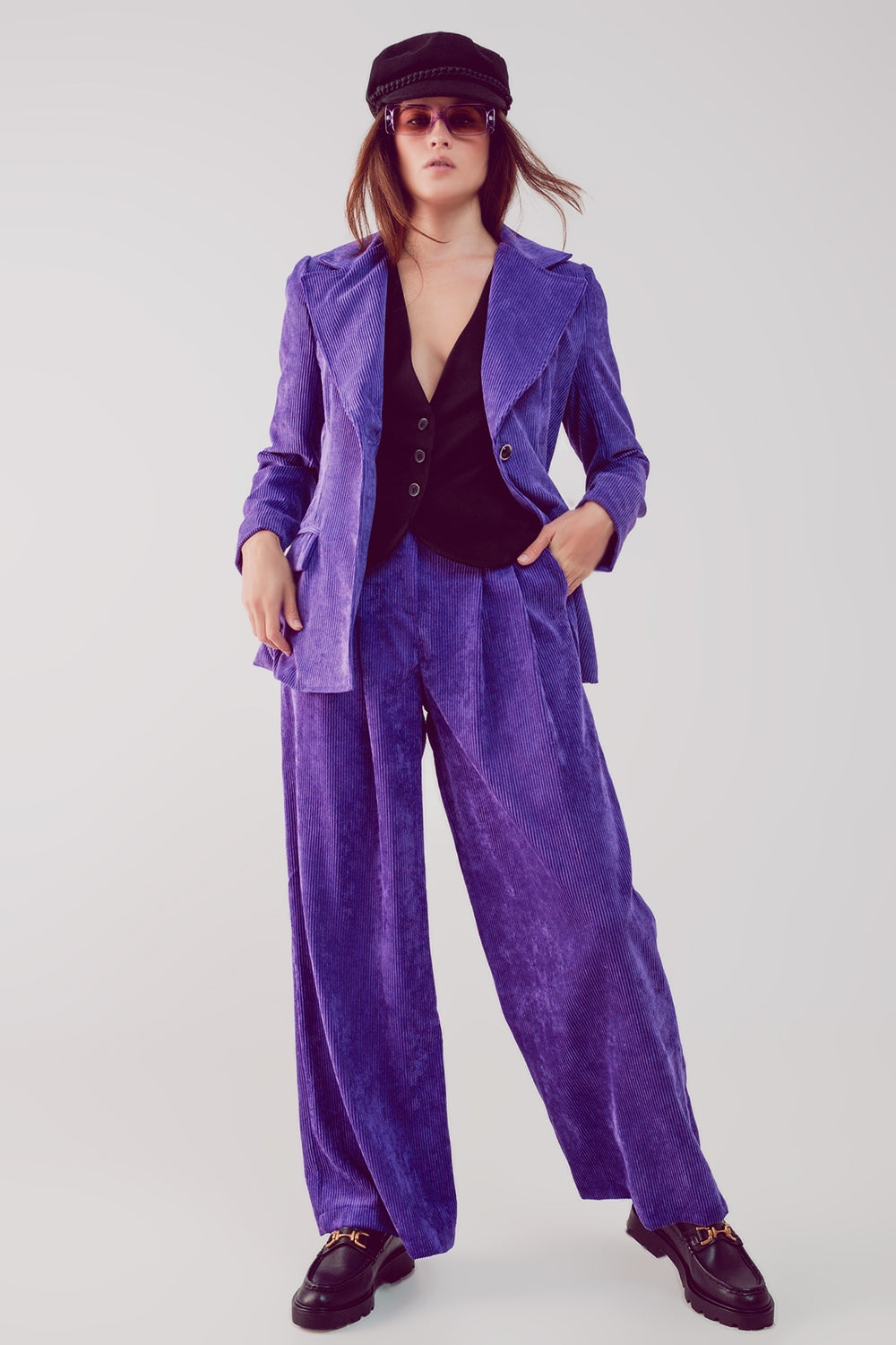 Pantalon droit à taille haute en velours côtelé violet