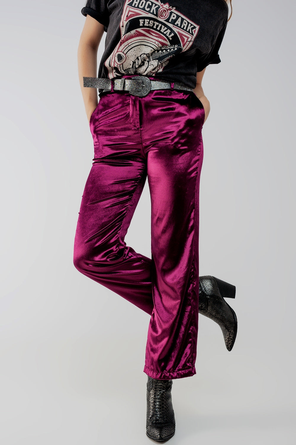 Q2 Pantalon droit en Velvet pourpre