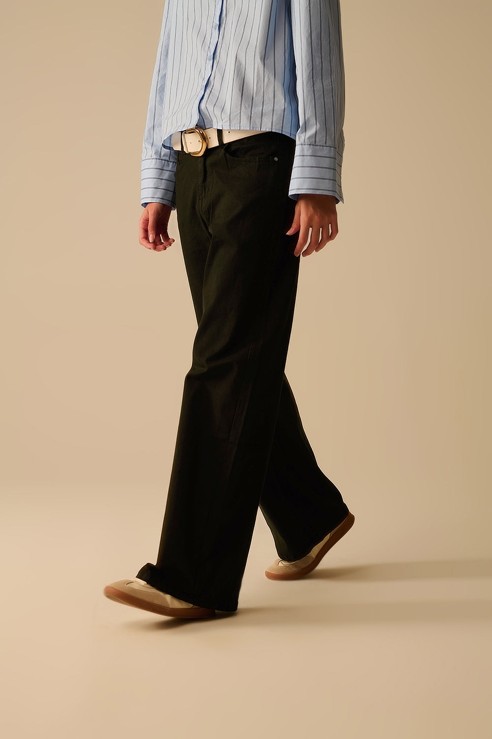 Pantalon droit noir à jambes larges
