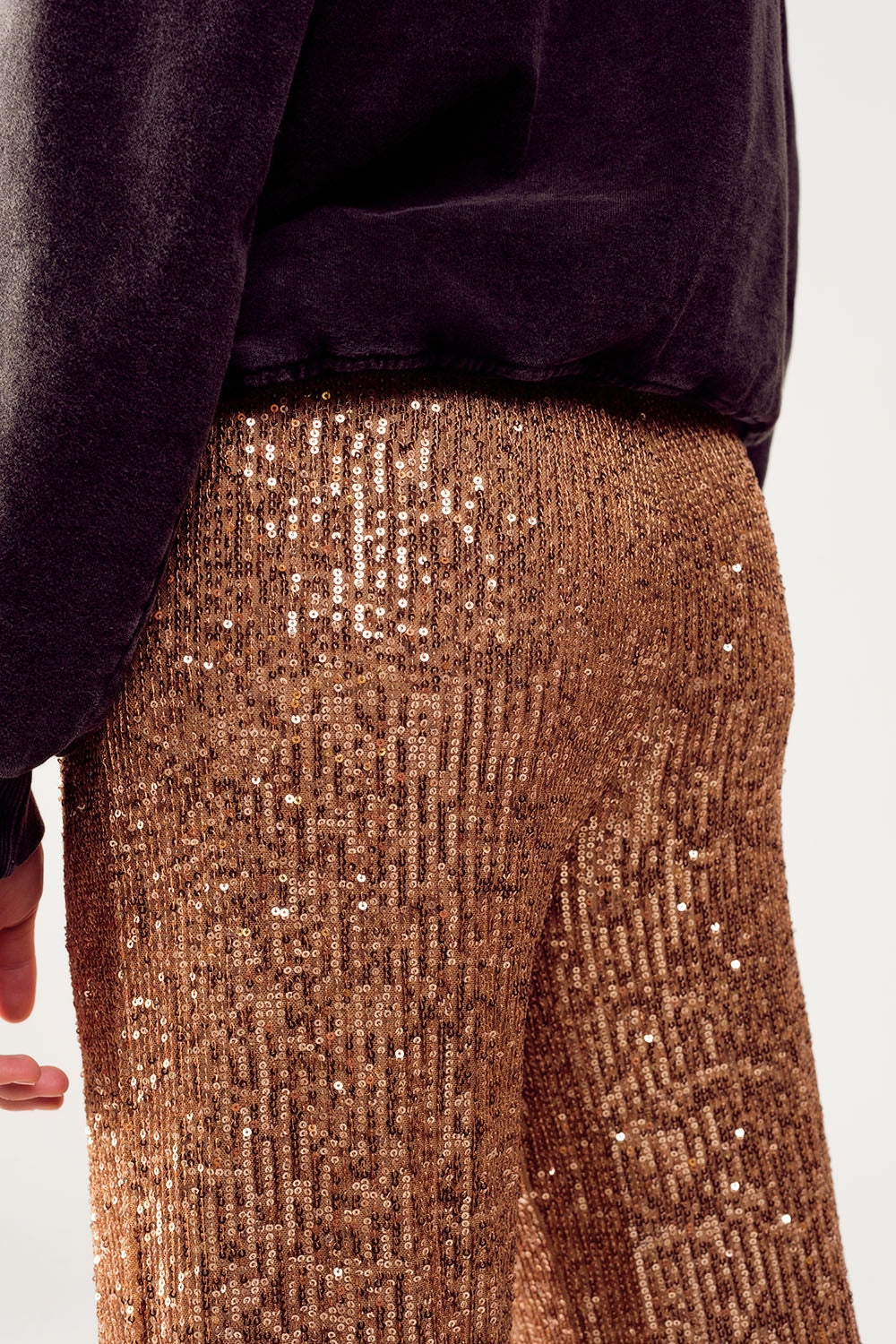 Pantalon large à paillettes en or