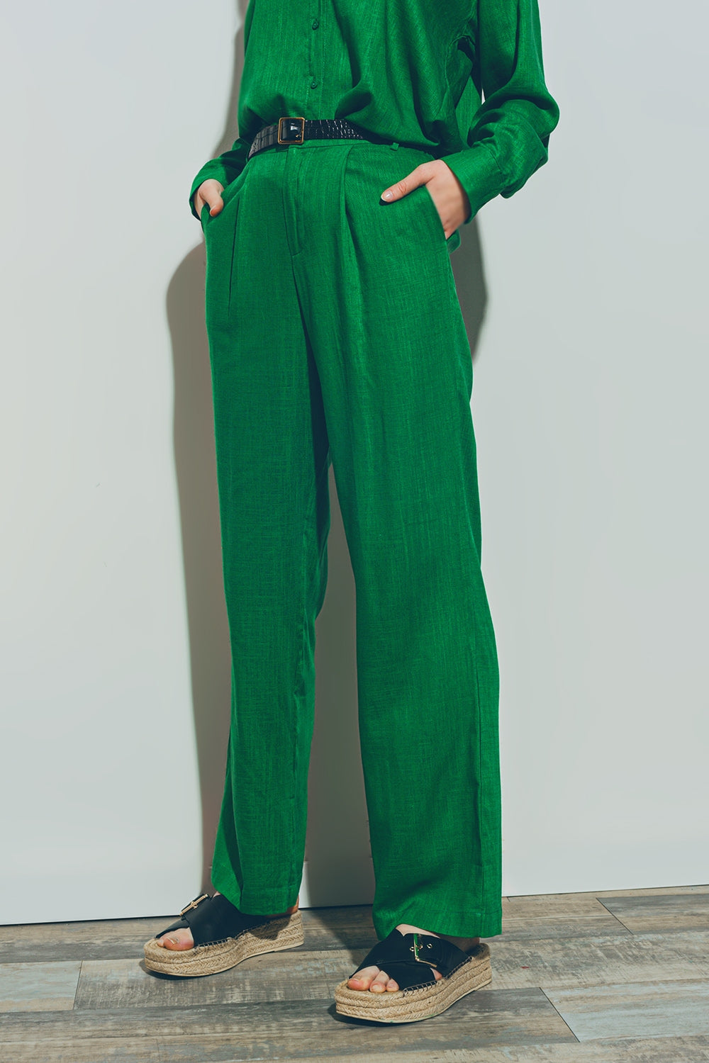 Pantalon large en tissu de coton léger vert