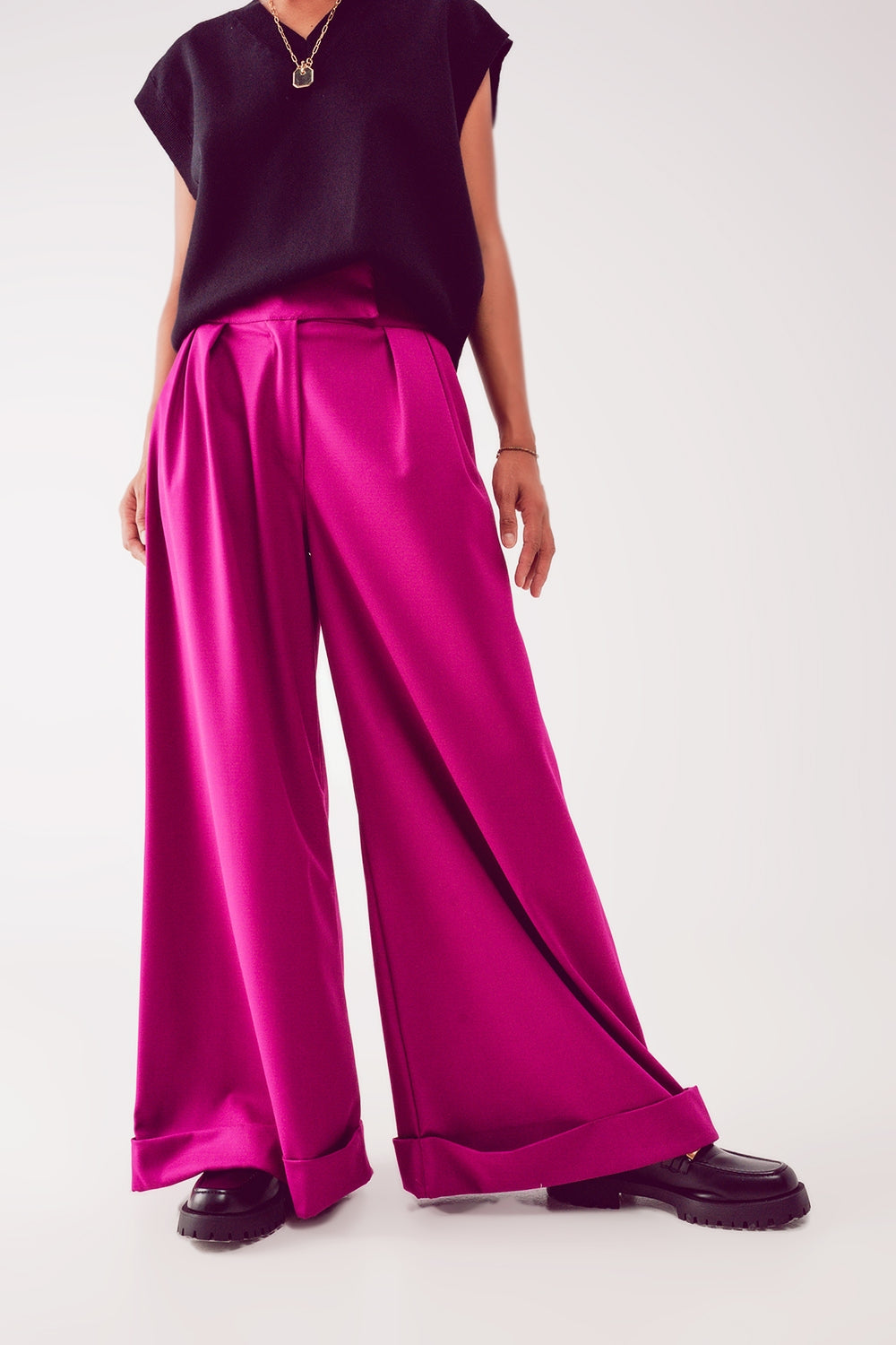 Pantalon large plissé en fuchsia