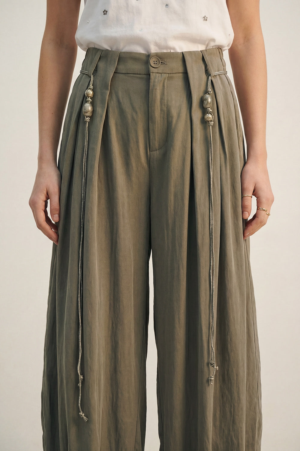 Pantalon léger en rayonne de couleur kaki