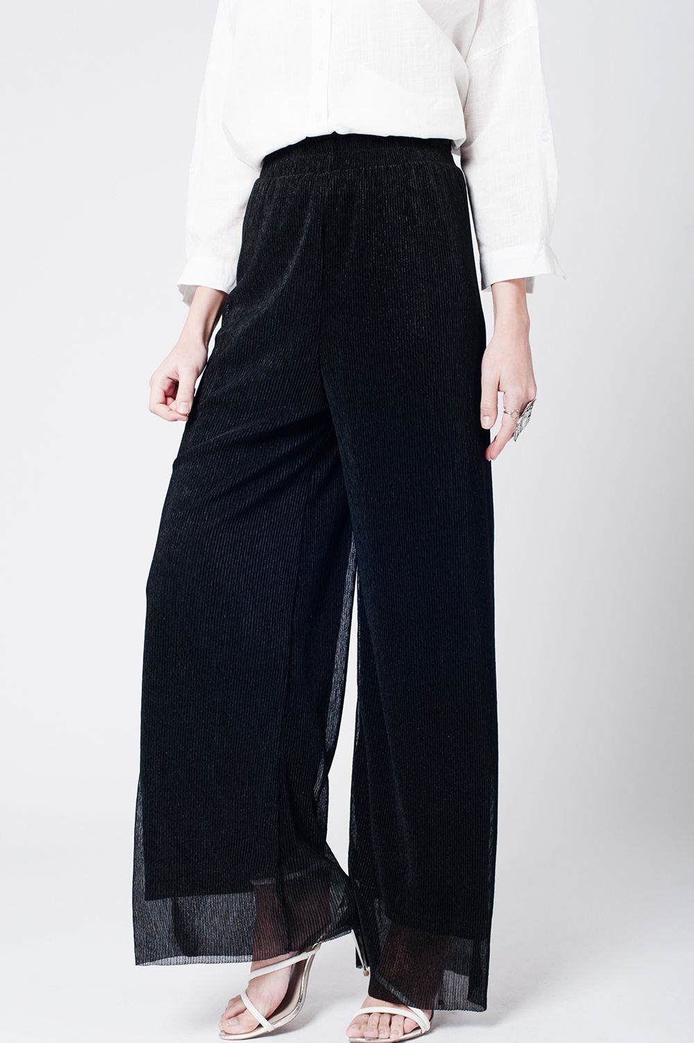 Pantalon noir large plissé à ourlet brut