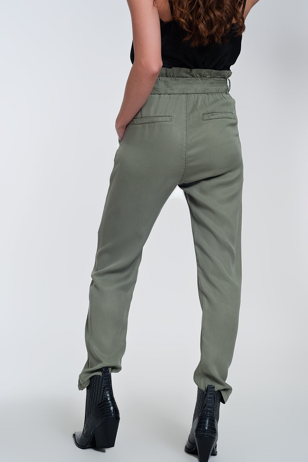 Pantalon noué à la taille Vert