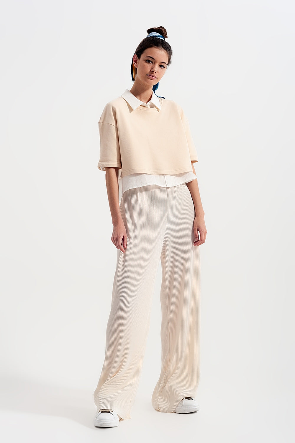 Pantalon plissé style jupe culotte crème