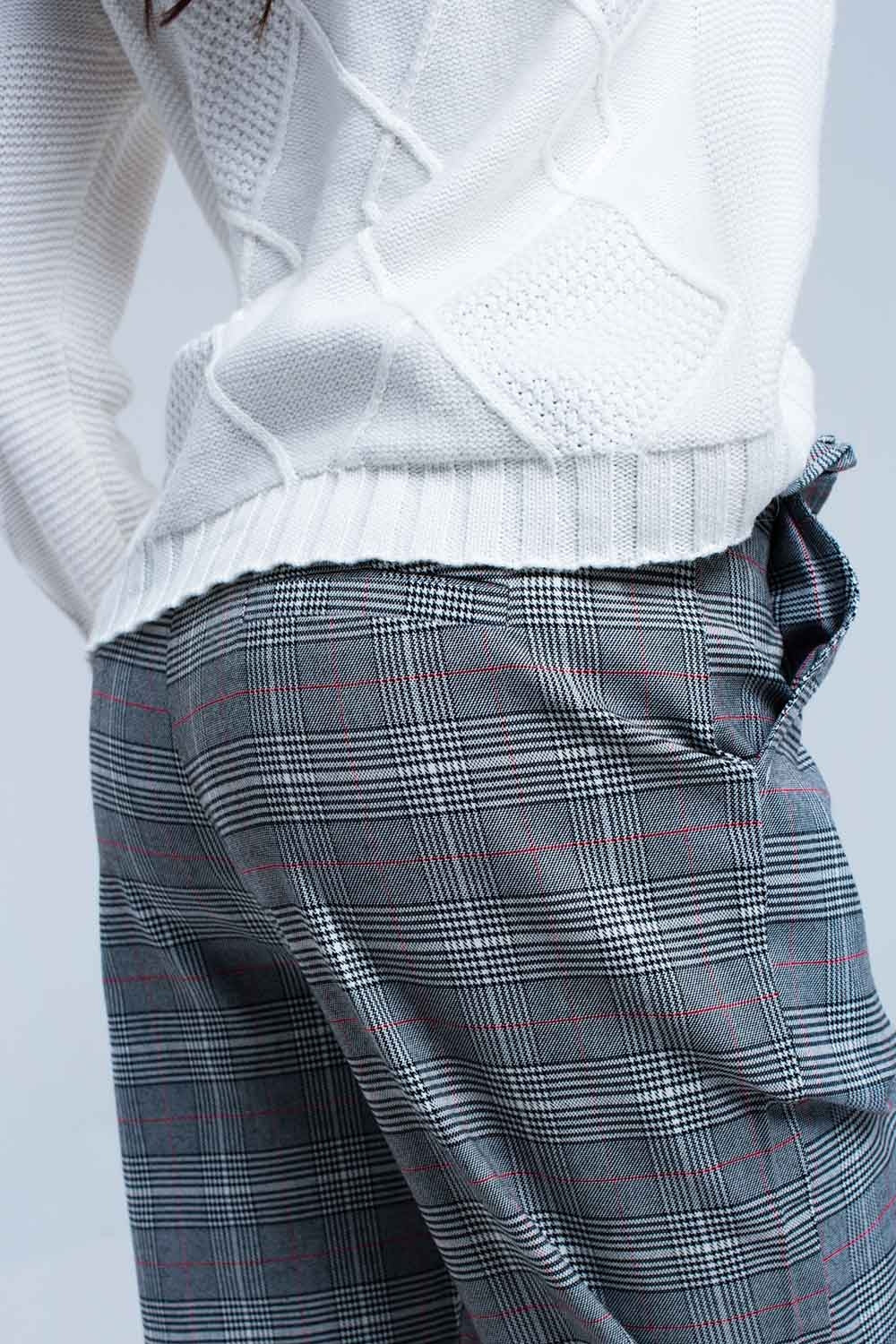 Pantalon rouge à motif tartan