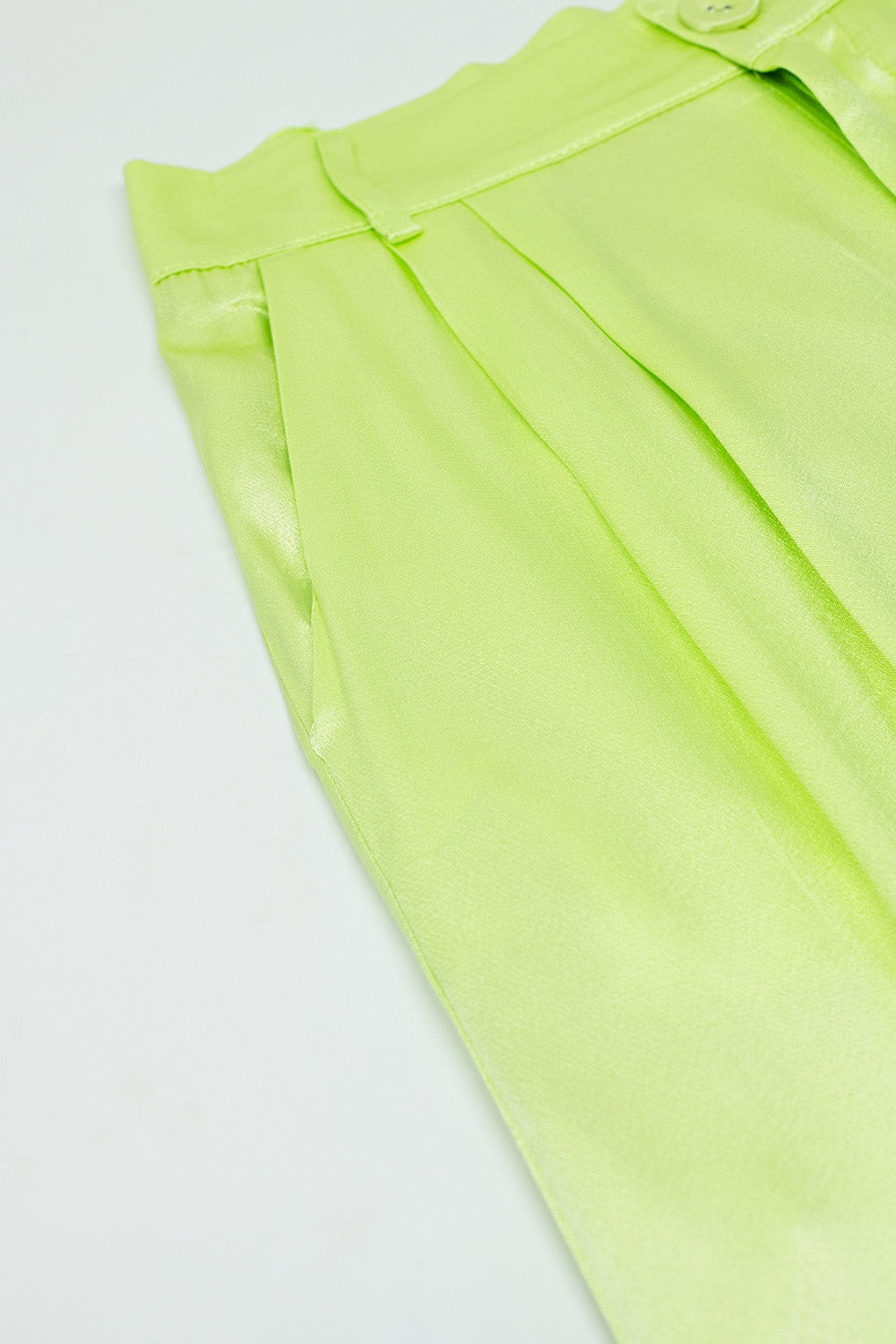 Pantalon satin évasé avec poches