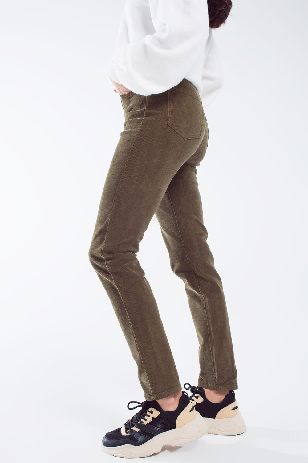 Pantalon skinny en velours côtelé vert olive