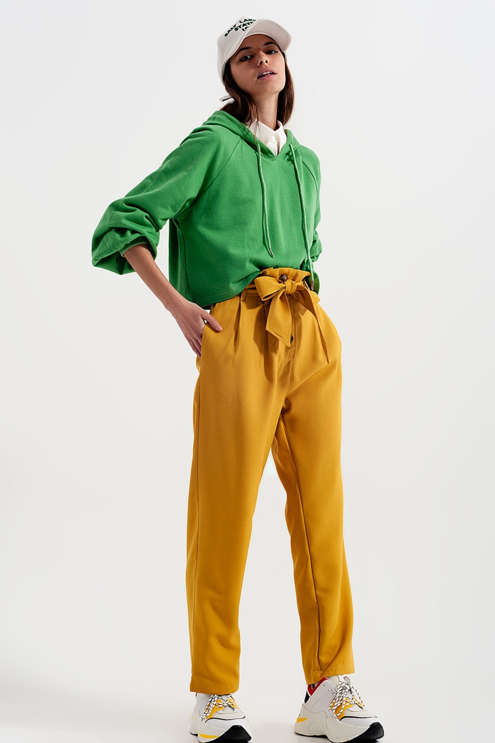 Pantalon taille haute froncée avec ceinture Jaune