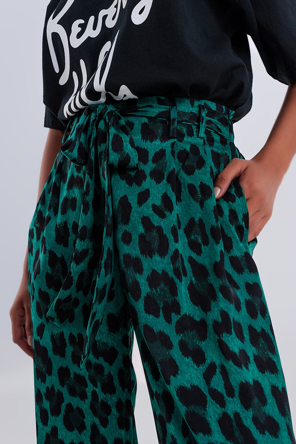 Pantalon vert large imprimé léopard