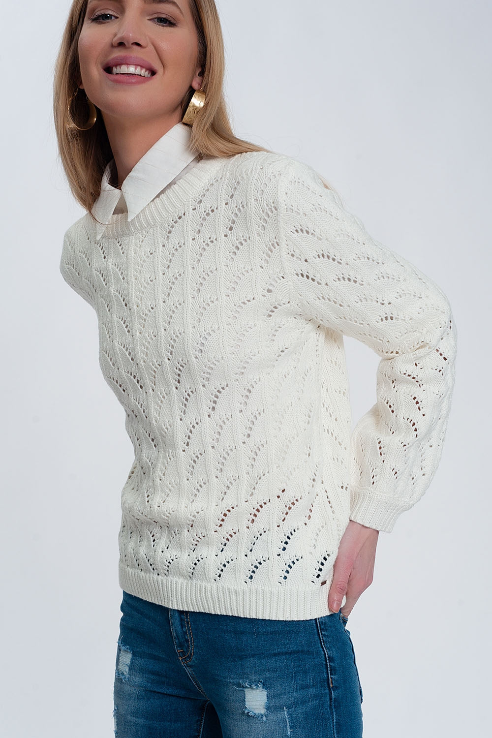 Q2 Pull au crochet en crème