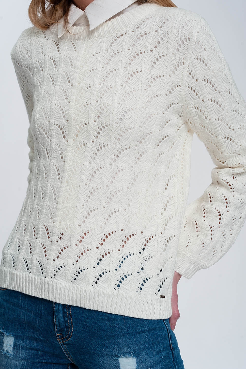 Pull au crochet en crème