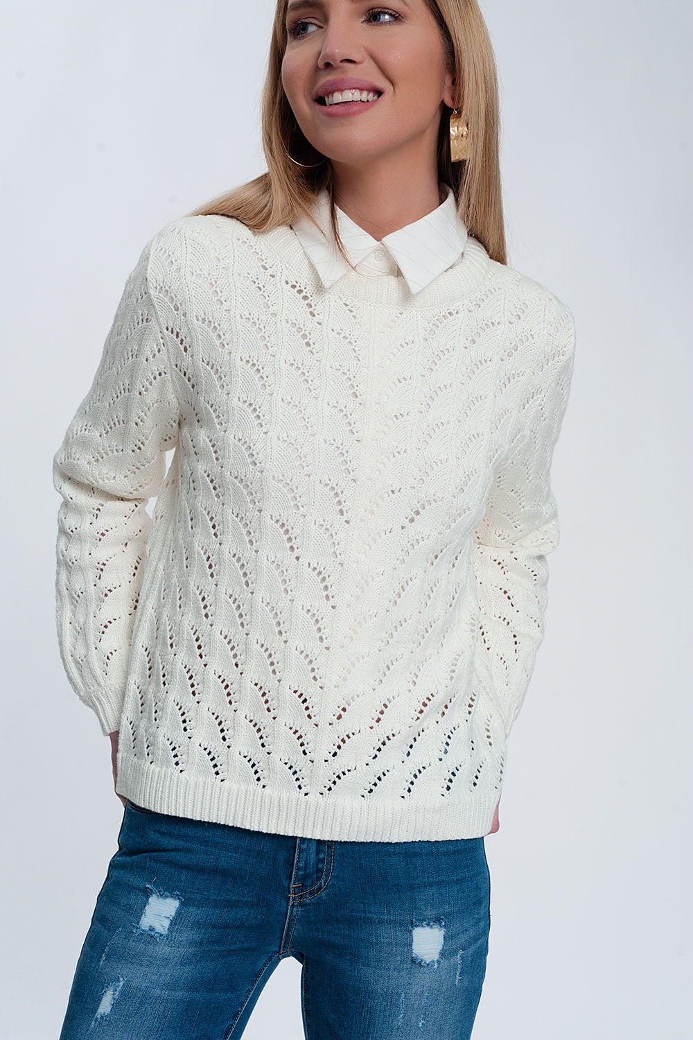 Pull au crochet en crème