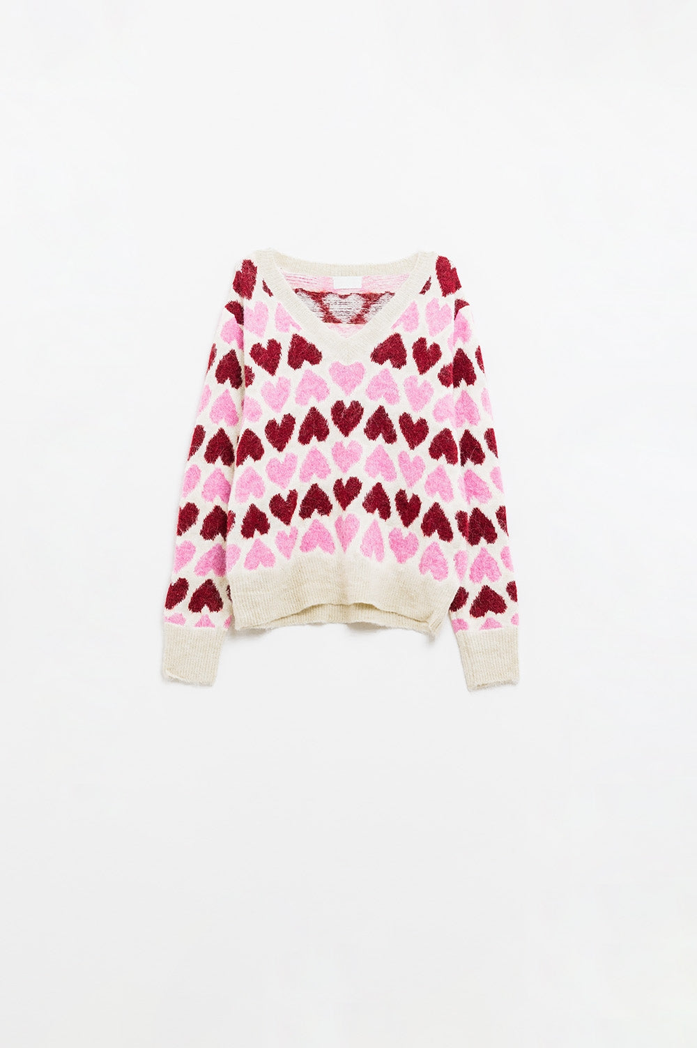 Pull blanc douillet avec des cœurs roses