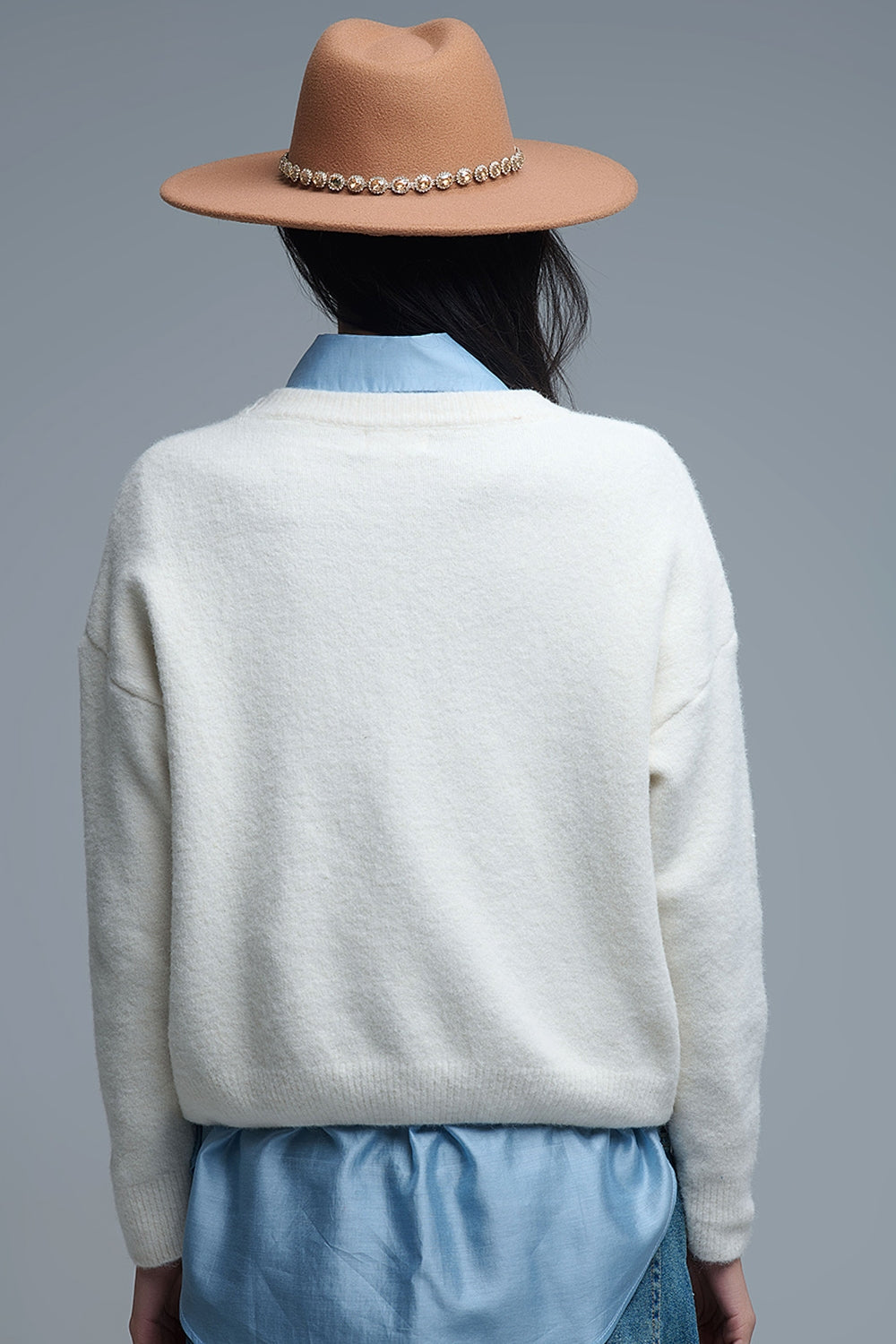 Pull crème à col rond avec Nice brodé