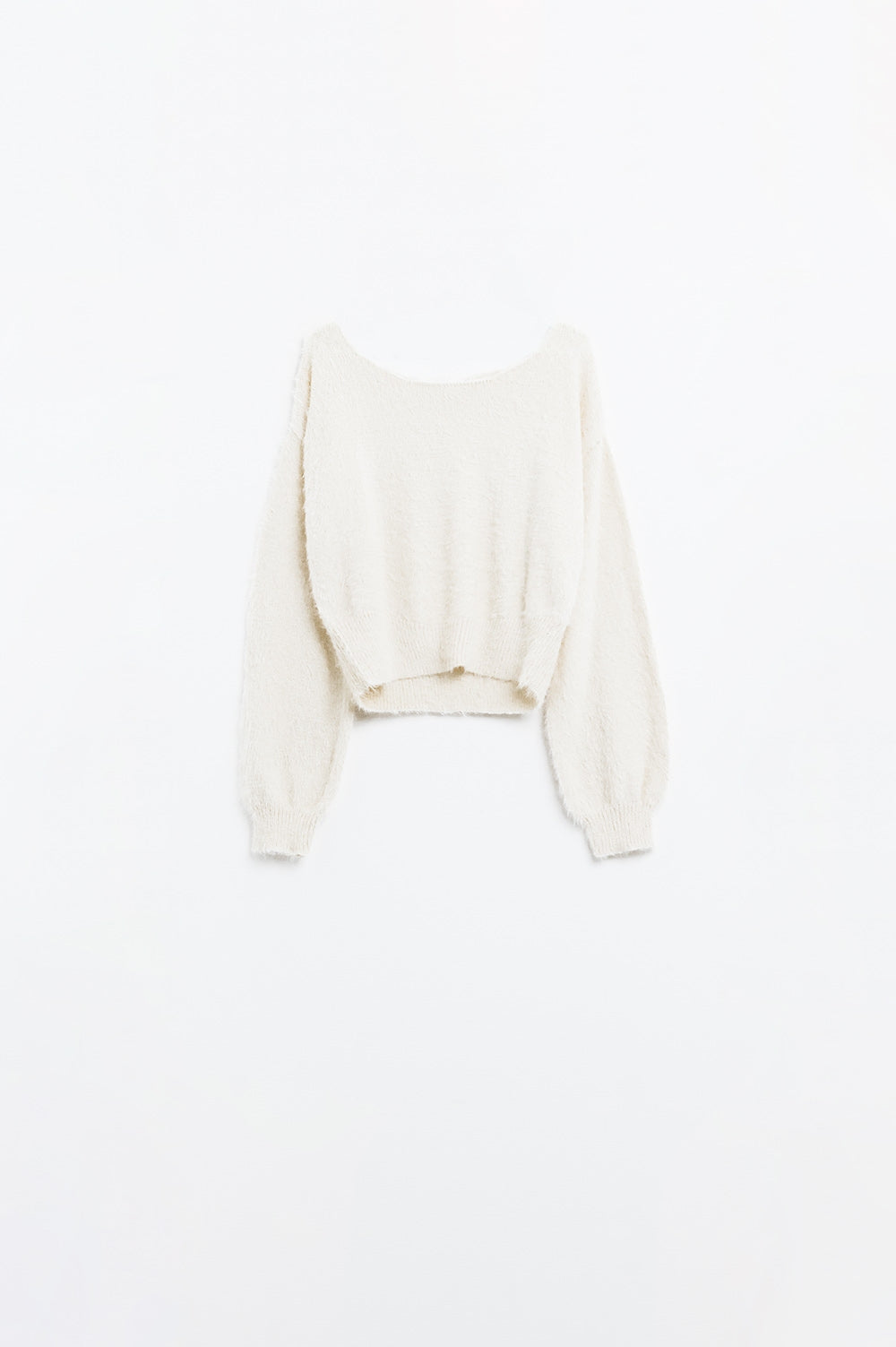 pull cropped fluffy en crème ajusté à la taille