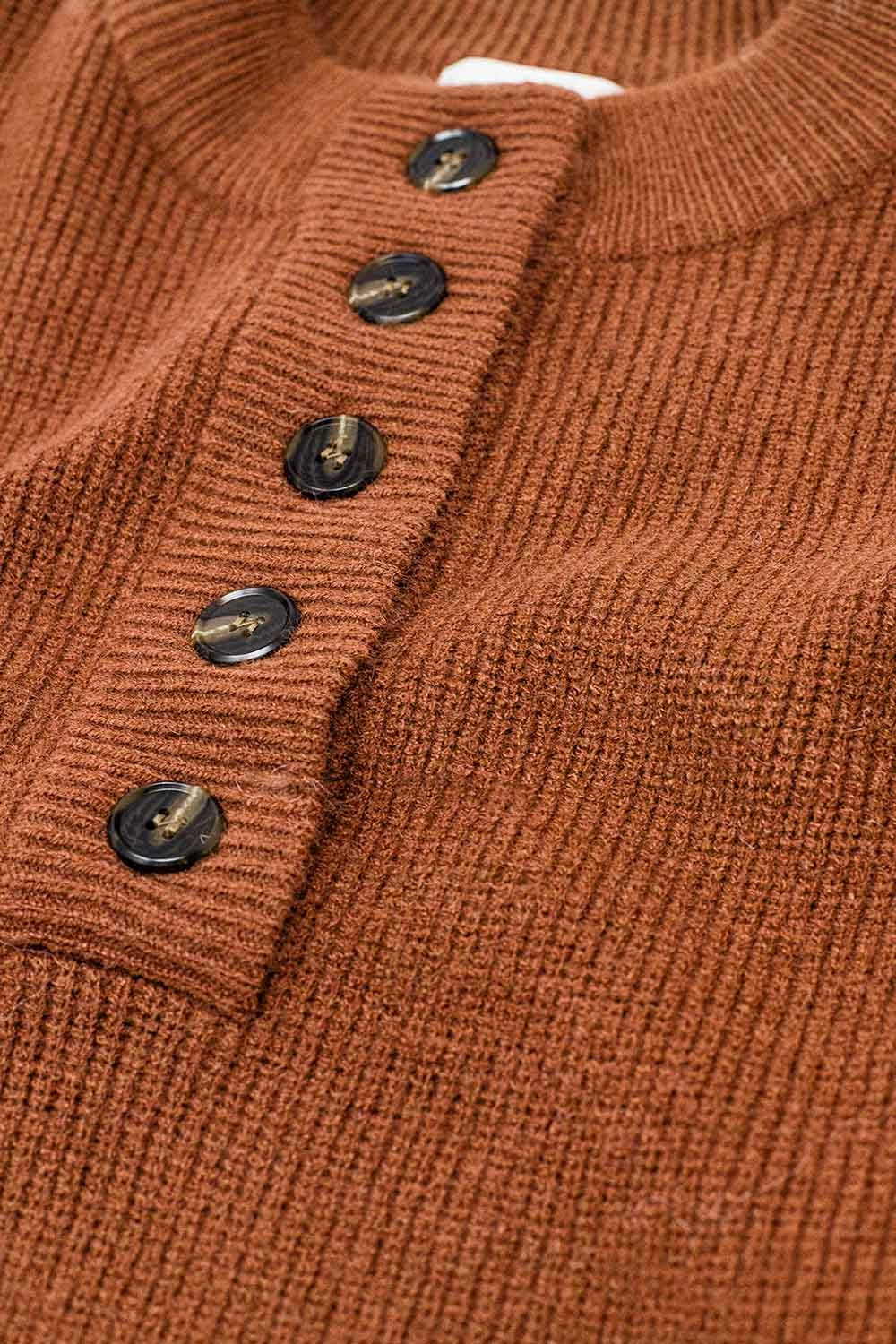 Pull demi-bouton décontracté en camel