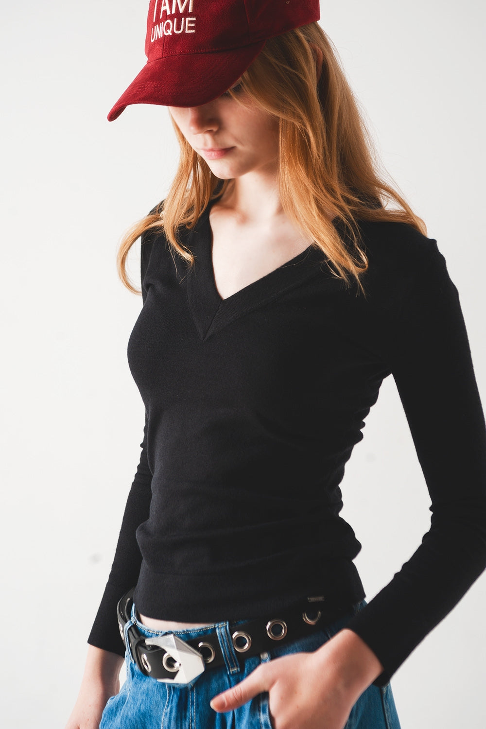 Pull en maille fine col V noir