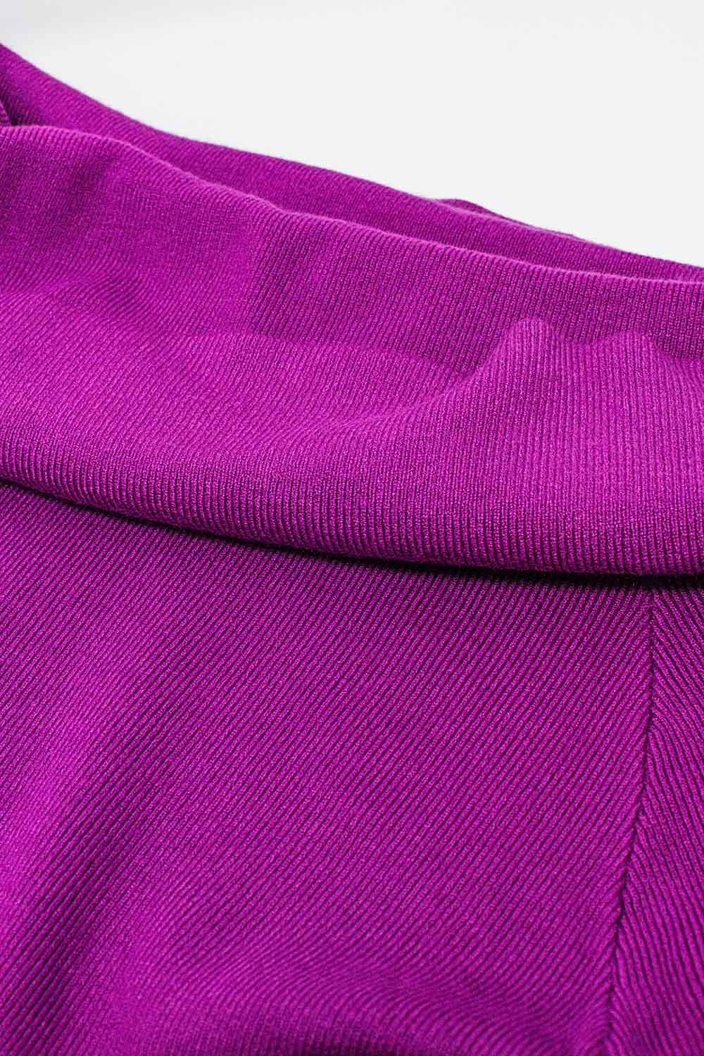 Pull en maille fine fuchsia à large col bateau