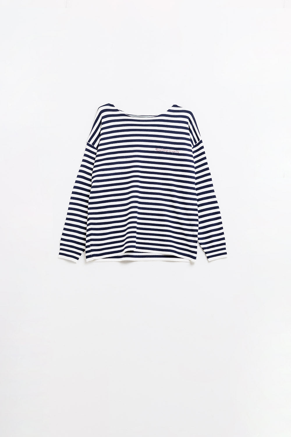pull en maille fine rayée bleu marine avec col bateau