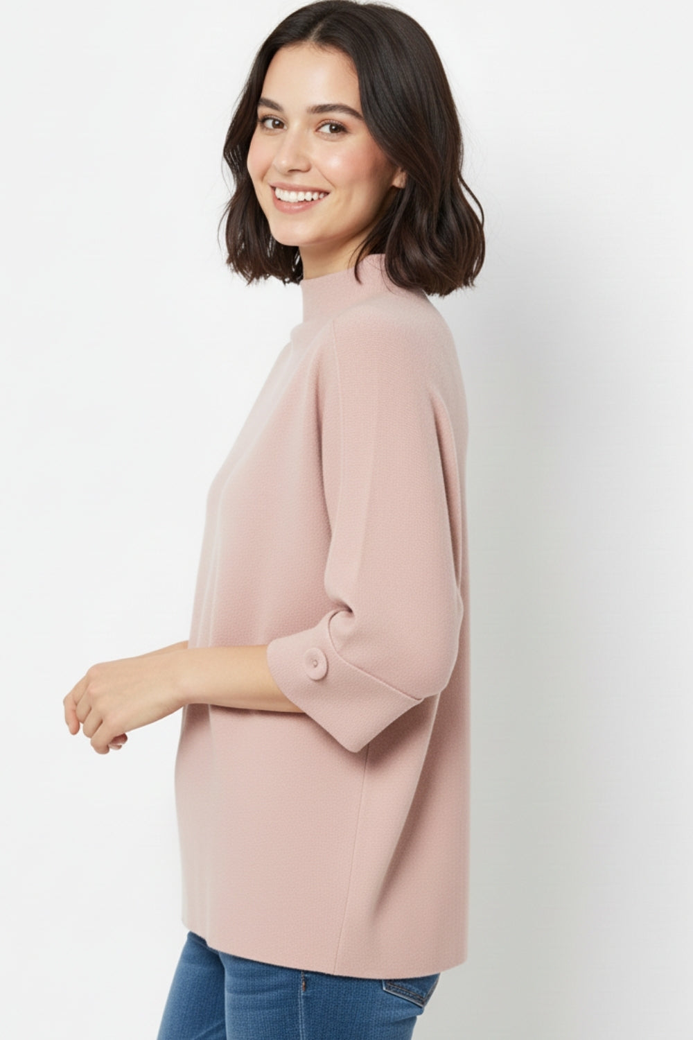 Pull en maille rose avec détails de boutons