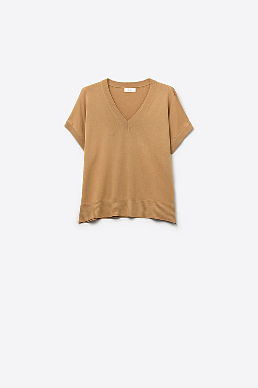 Q2 Pull en tricot fin et léger avec col en V large en camel
