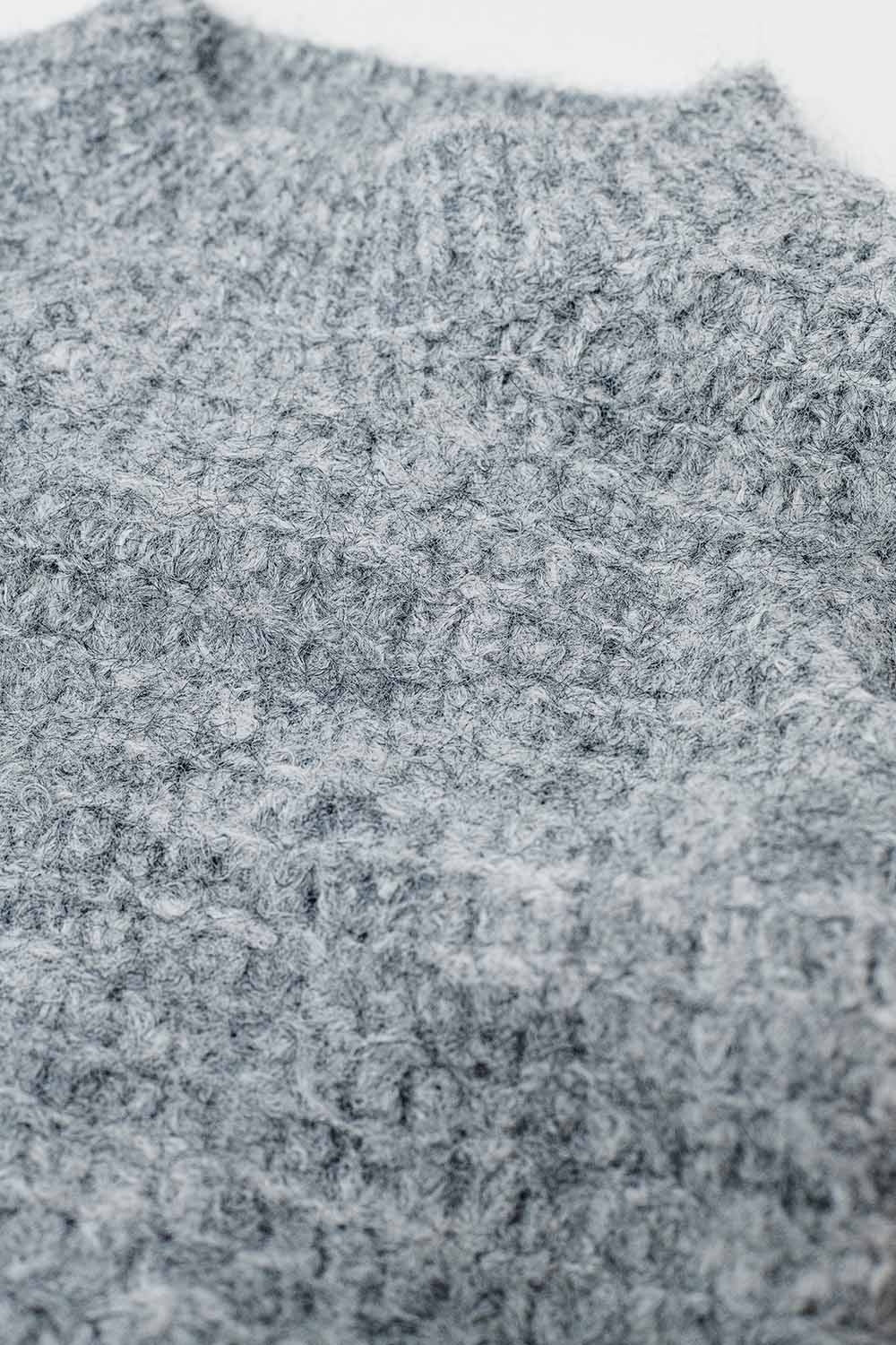Pull gris en tricot surdimensionné avec manches ballon