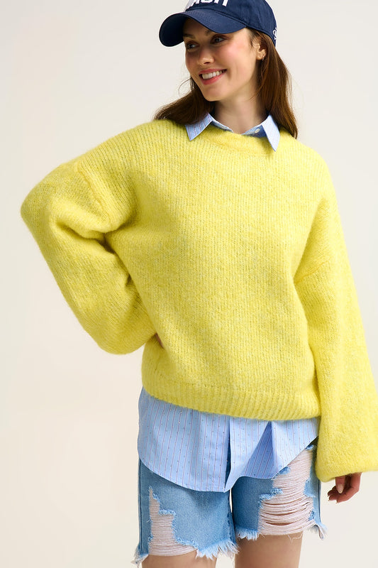 Q2 Pull jaune en tricot duveteux à manches larges