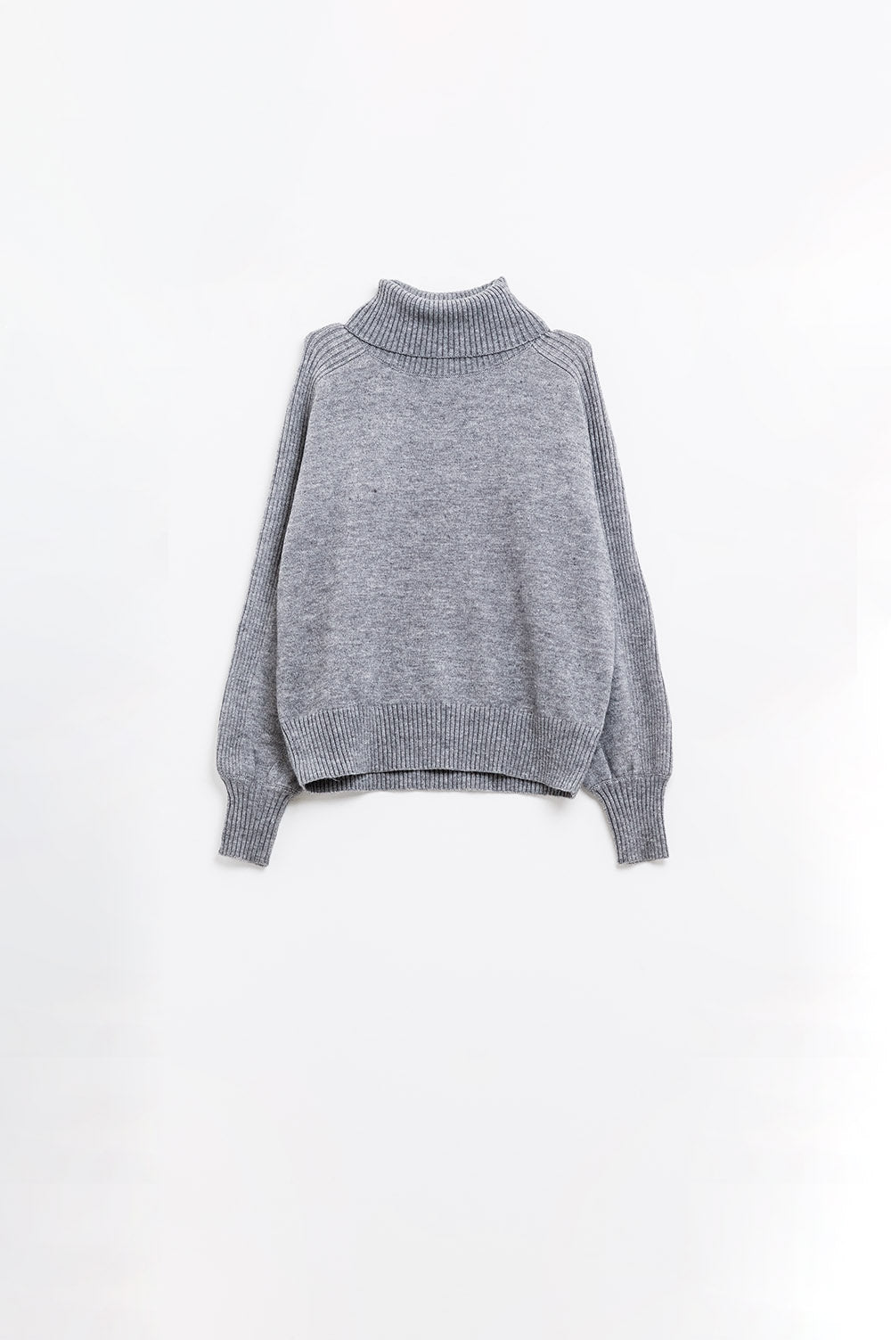 pull large gris avec manches côtelées