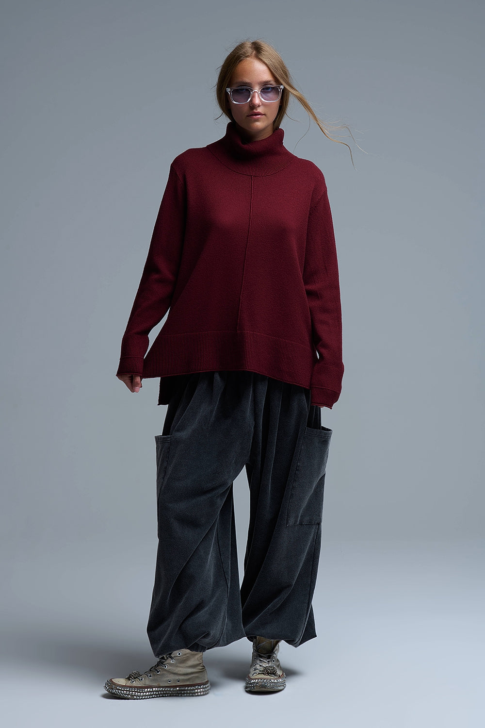 Pull oversize à col roulé en bourgogne
